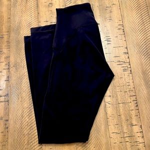 Lululemon instill leggings 25" color black size 2